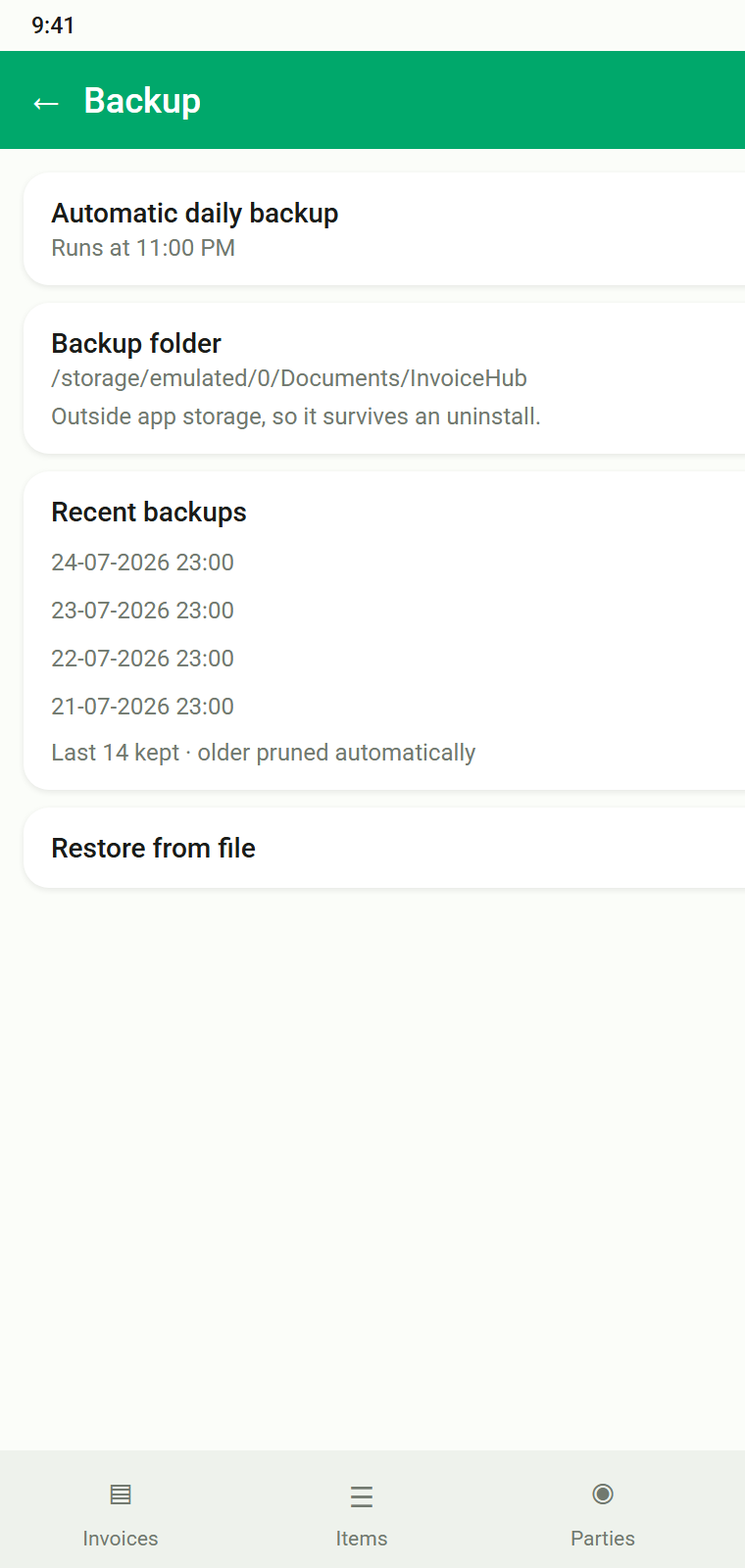 InvoiceHub automatic daily backup writing outside app storage, keeping the last fourteen copies.